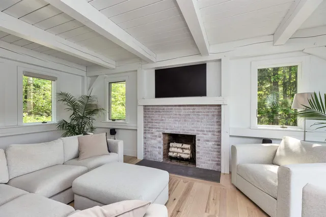 $850,000 | 25 Sunset Lake Road, Greenfield, NH 03047