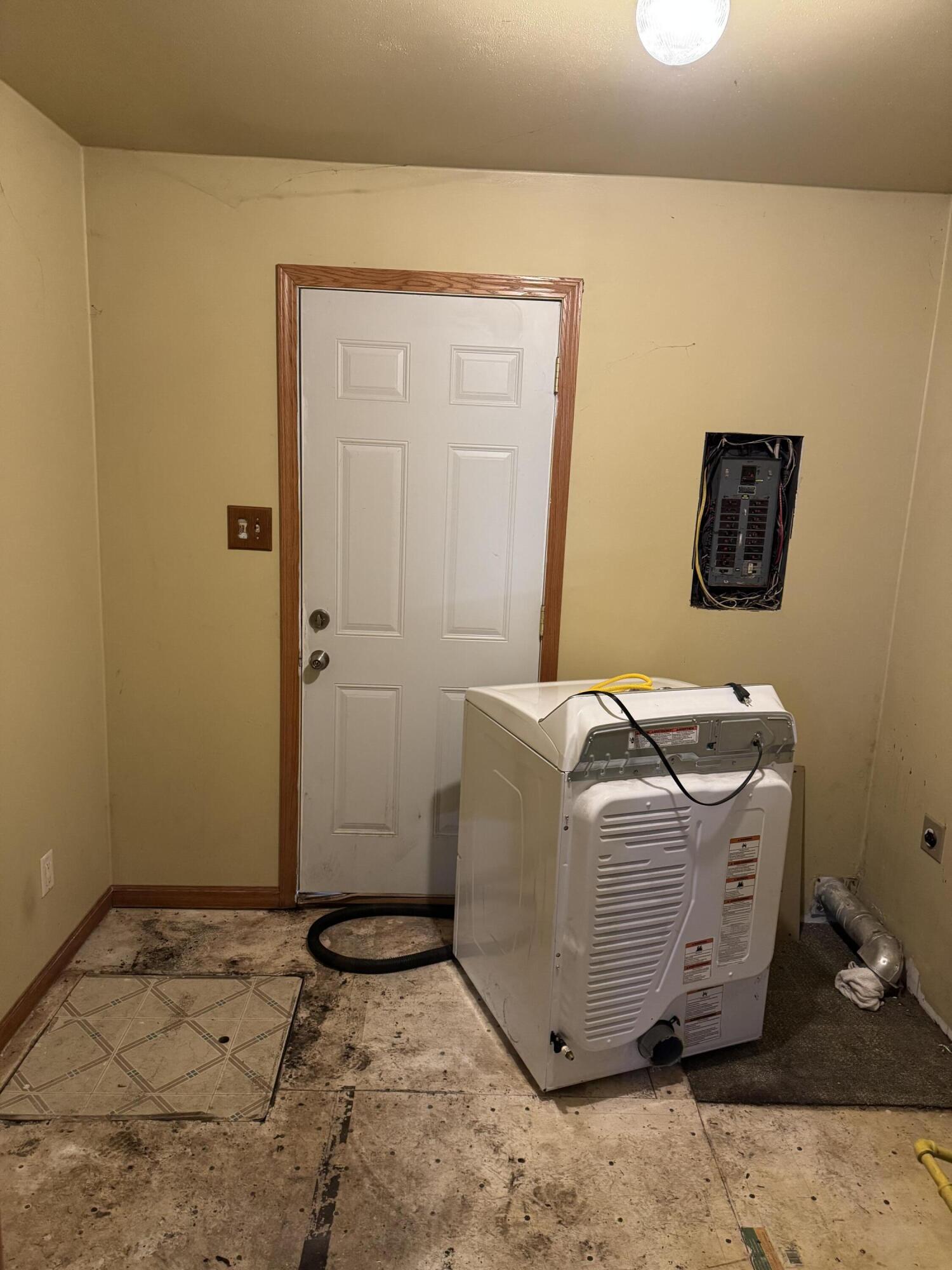 10683 North 253 East Demotte, IN 46310 - Photo 11 of 18 1500x2000