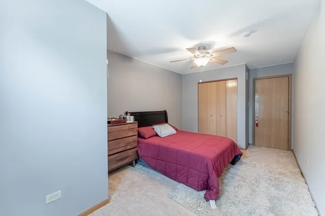 $374,000 | 5302 Meadowbrook Street, Plainfield, IL 60586