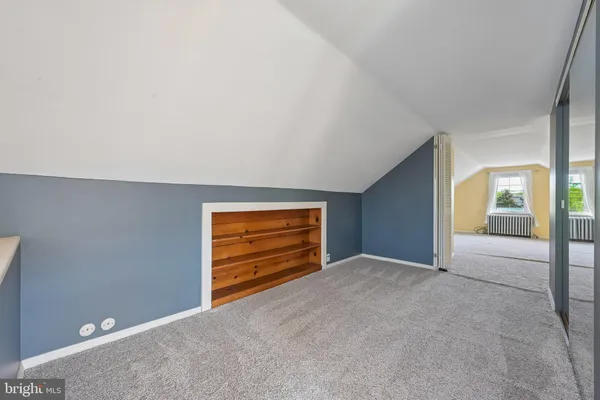 $348,000 | 323 Maple Avenue, Delanco, NJ 08075