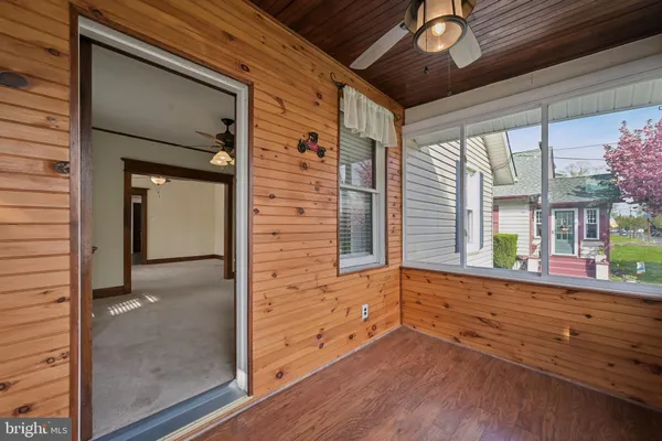 $348,000 | 323 Maple Avenue, Delanco, NJ 08075