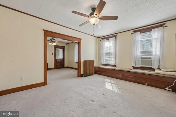 $348,000 | 323 Maple Avenue, Delanco, NJ 08075