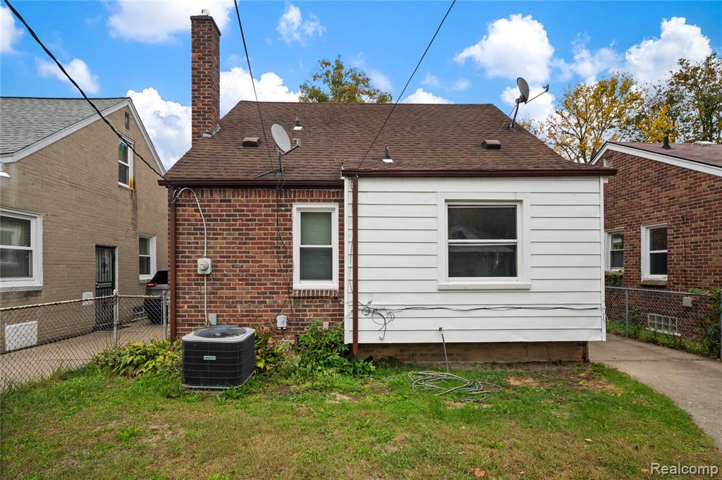 18431 Edinborough Road Detroit, MI 48219 - Photo 14 of 16 Gallery Image 14