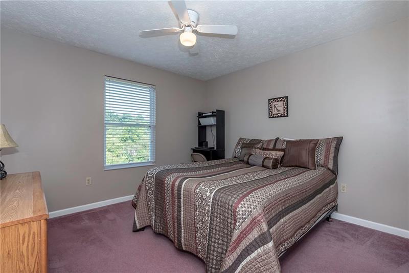 686 Gamble Road Oakdale, PA 15071 - Photo 17 of 25 Gallery Image 17