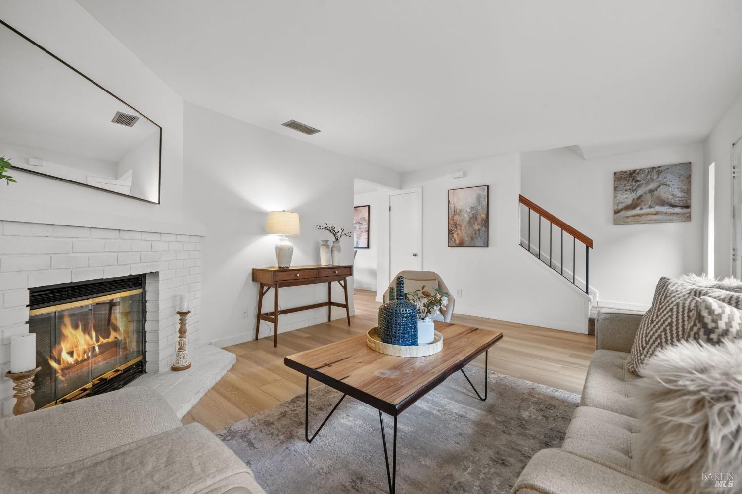 64 Village Circle San Rafael, CA 94903 - Photo 12 of 62