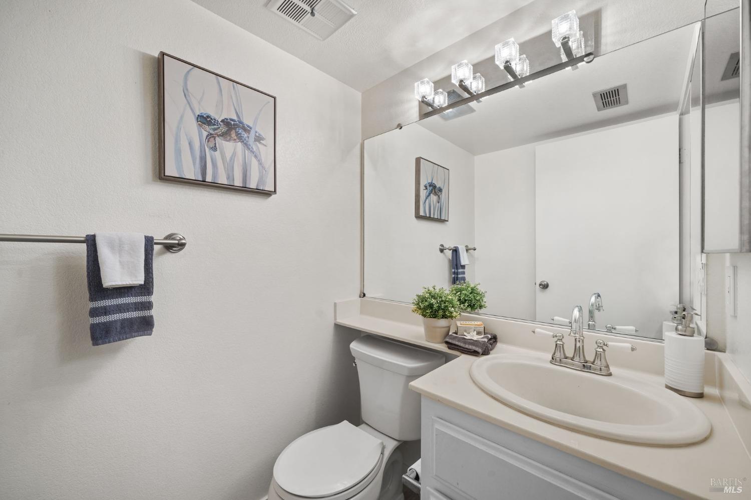 64 Village Circle San Rafael, CA 94903 - Photo 17 of 62