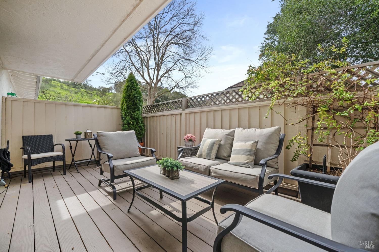64 Village Circle San Rafael, CA 94903 - Photo 28 of 62