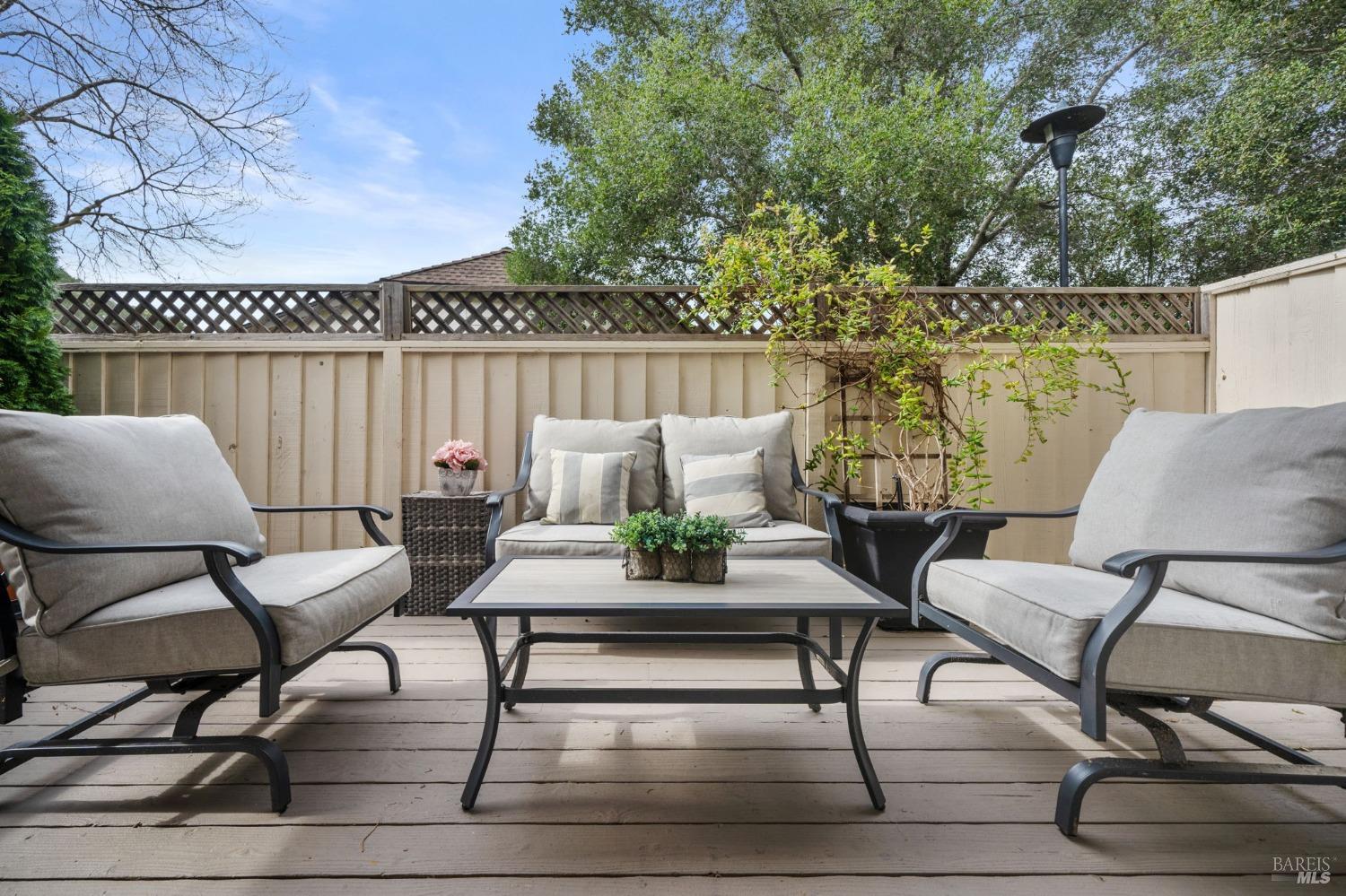 64 Village Circle San Rafael, CA 94903 - Photo 30 of 62