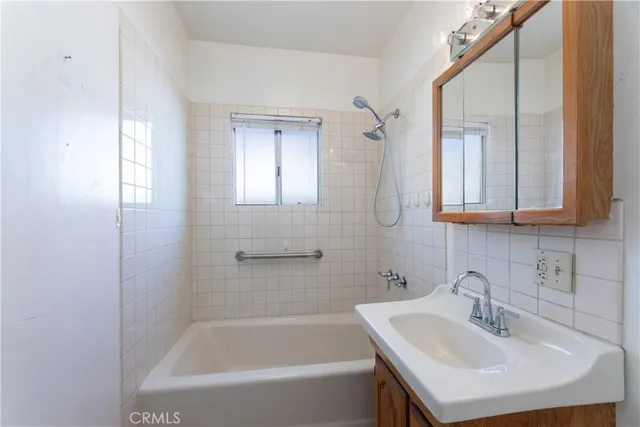 $675,000 | 1228 East 64th Street, Long Beach, CA 90805