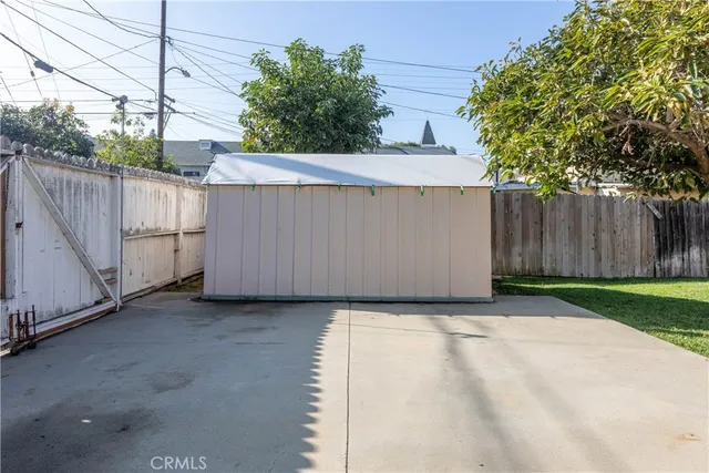 $675,000 | 1228 East 64th Street, Long Beach, CA 90805