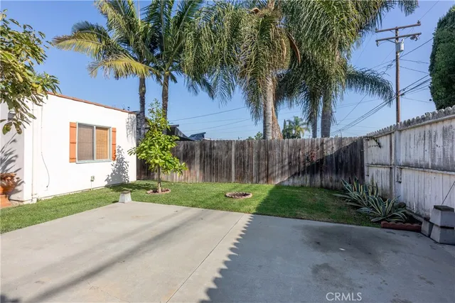 $675,000 | 1228 East 64th Street, Long Beach, CA 90805