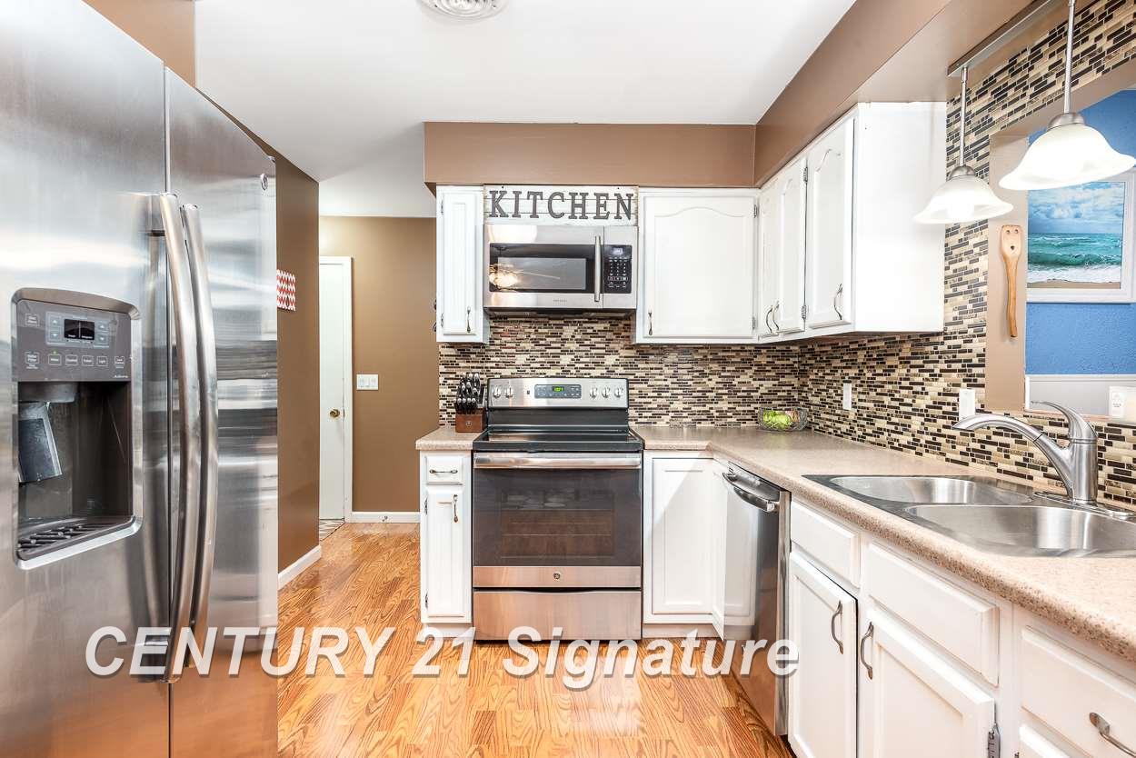 3275 North Thomas Road Freeland, MI 48623 - Photo 5 of 24