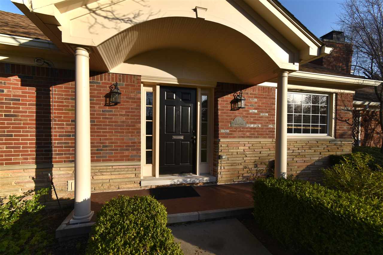131 Lothrop Road Grosse Pointe, MI 48236 - Photo 2 of 21 50037397-1.JPG