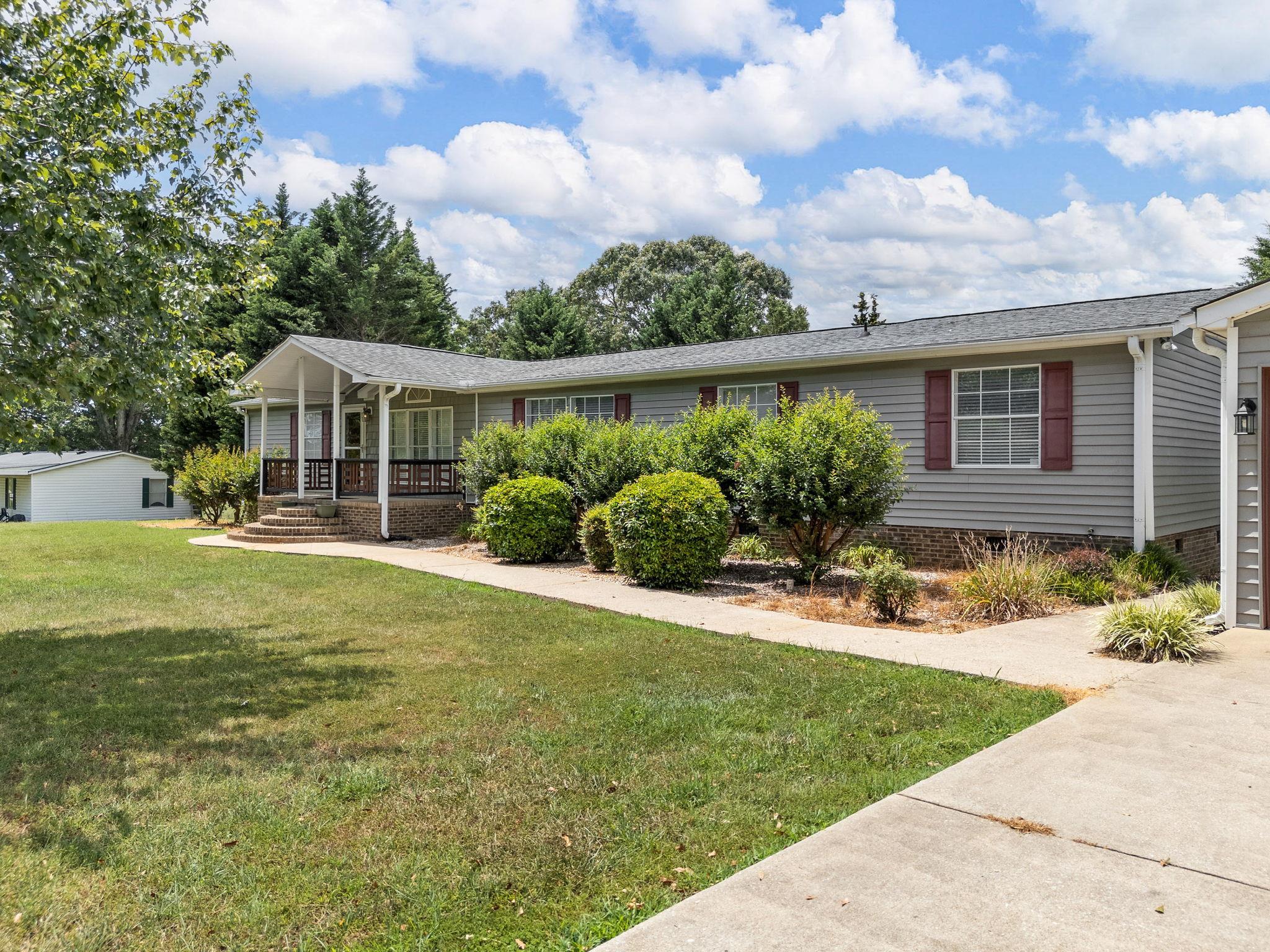 4075 Old Furnace Road Chesnee, SC 29323 - Photo 2 of 46 Gallery Image 2