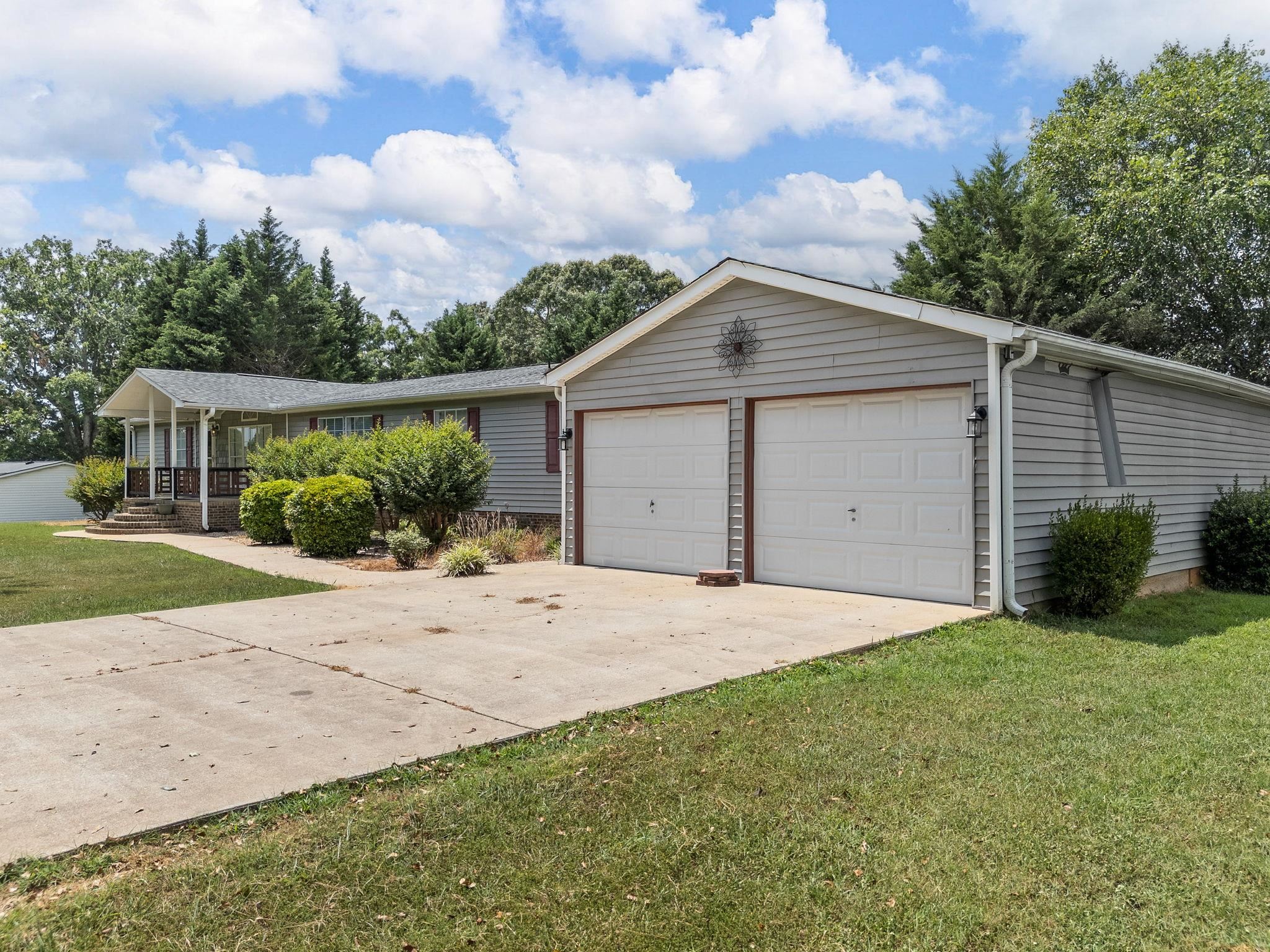 4075 Old Furnace Road Chesnee, SC 29323 - Photo 5 of 46 Gallery Image 5