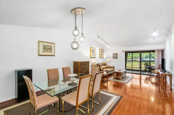$1,800 | 10137 Mangrove Drive, Unit 203, Boynton Beach, FL 33437