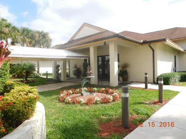 $1,800 | 10137 Mangrove Drive, Unit 203, Boynton Beach, FL 33437