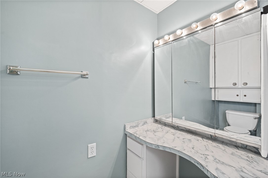 6485 Olde 8 Road Peninsula, OH 44264 - Photo 19 of 35