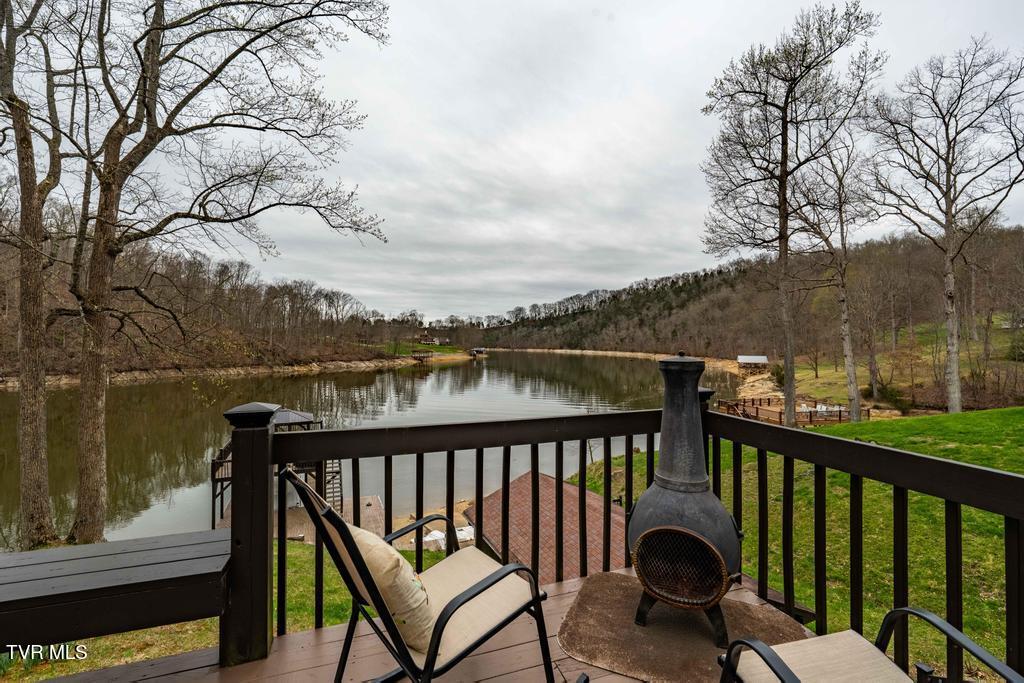 487 Lakeshore Road Bluff City, TN 37618 - Photo 34 of 78 487 Lakeshore Dr (52 of 120)