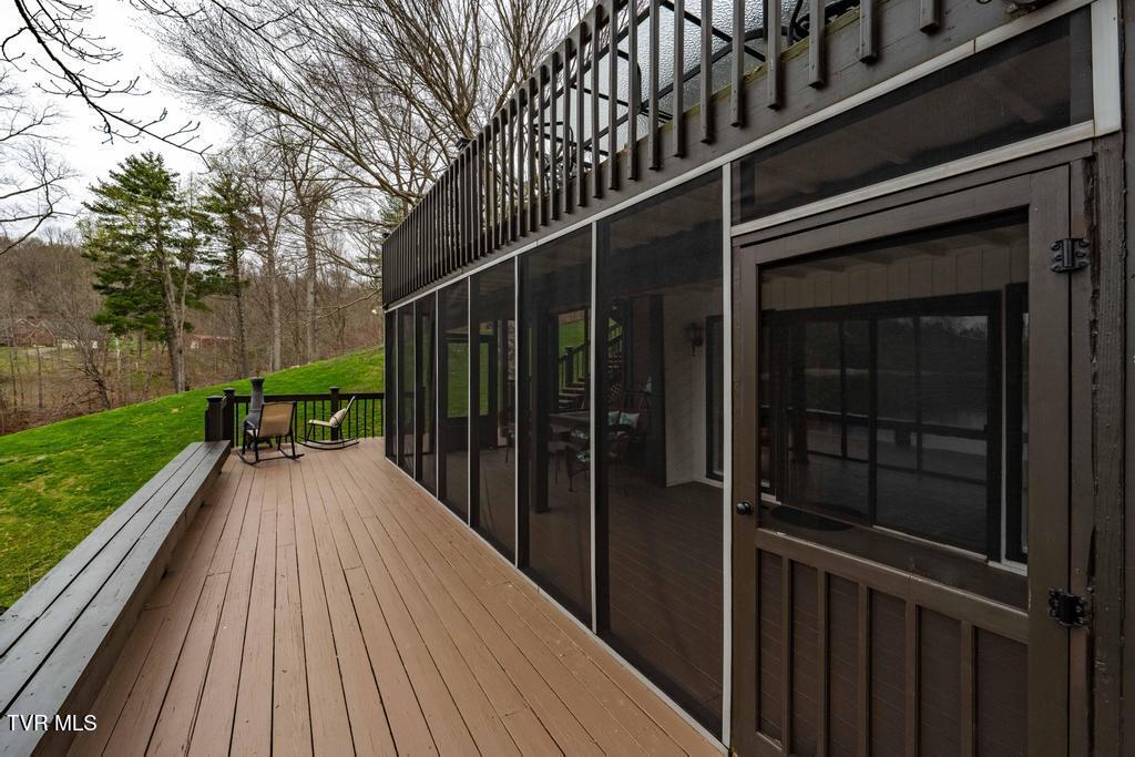 487 Lakeshore Road Bluff City, TN 37618 - Photo 36 of 78 487 Lakeshore Dr (54 of 120)