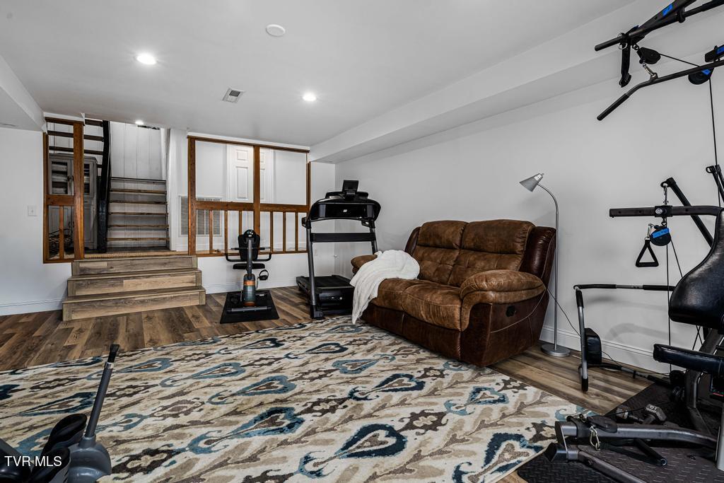 487 Lakeshore Road Bluff City, TN 37618 - Photo 58 of 78 487 Lakeshore Dr (104 of 120)