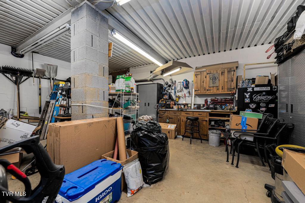 487 Lakeshore Road Bluff City, TN 37618 - Photo 71 of 78 487 Lakeshore Dr (117 of 120)