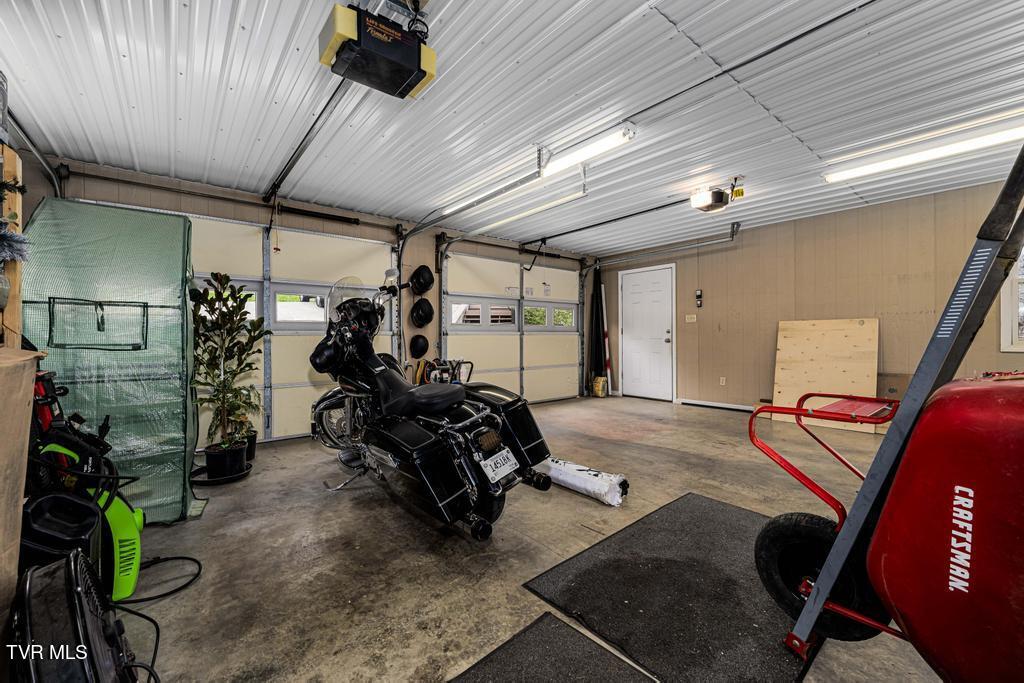 487 Lakeshore Road Bluff City, TN 37618 - Photo 74 of 78 487 Lakeshore Dr (120 of 120)