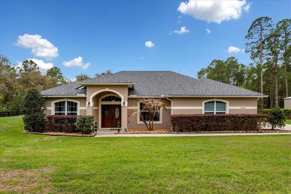 $475,000 | 31518 Nutmeg Avenue, Eustis, FL 32736