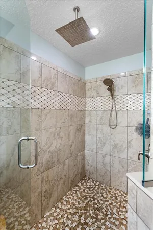 $475,000 | 31518 Nutmeg Avenue, Eustis, FL 32736