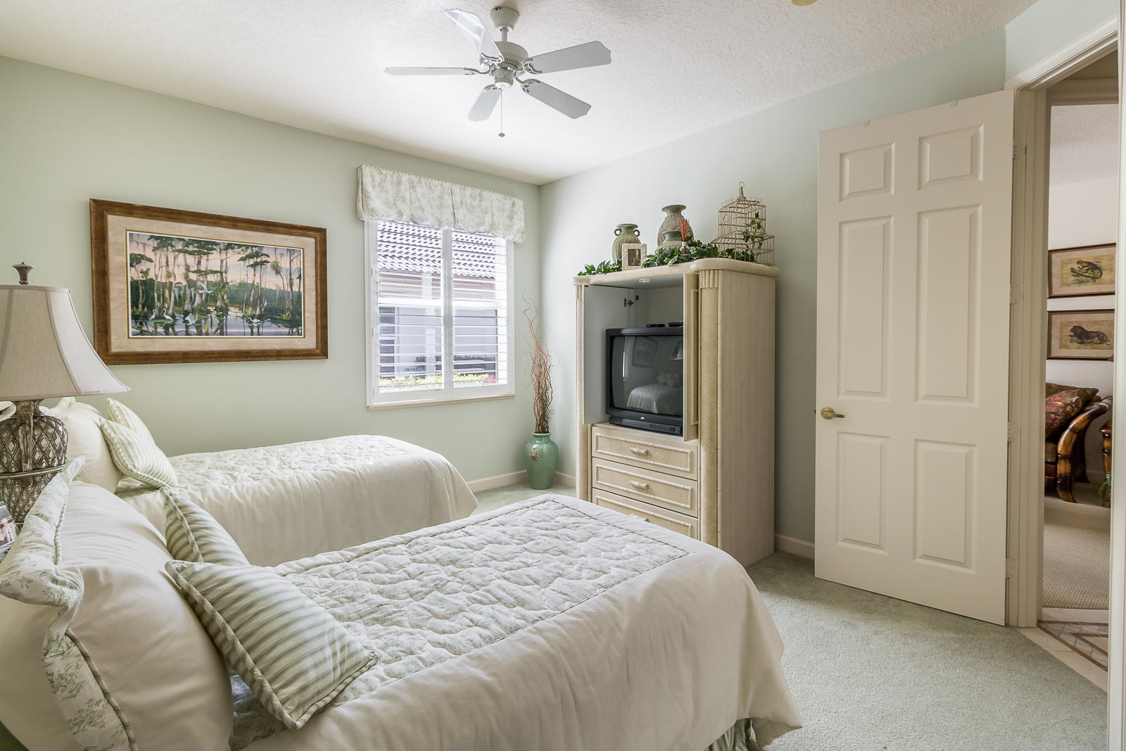 8804 First Tee Road Port St. Lucie, FL 34986 - Photo 4 of 15 Guest bedroom