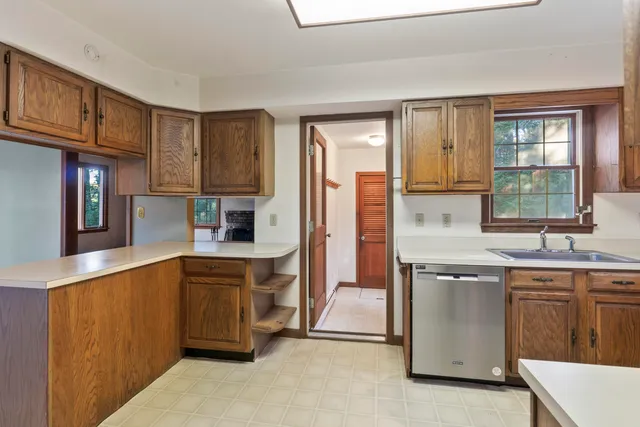 $685,000 | 17 Lester Road, Westport Island, ME 04578