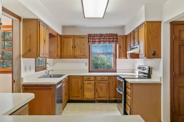 $685,000 | 17 Lester Road, Westport Island, ME 04578