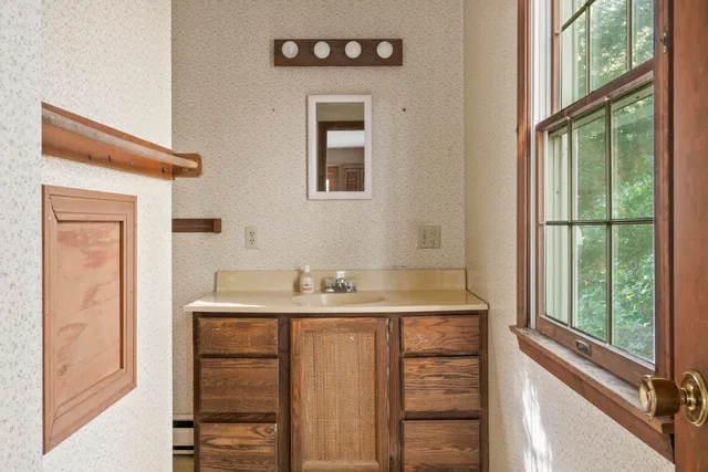 $685,000 | 17 Lester Road, Westport Island, ME 04578