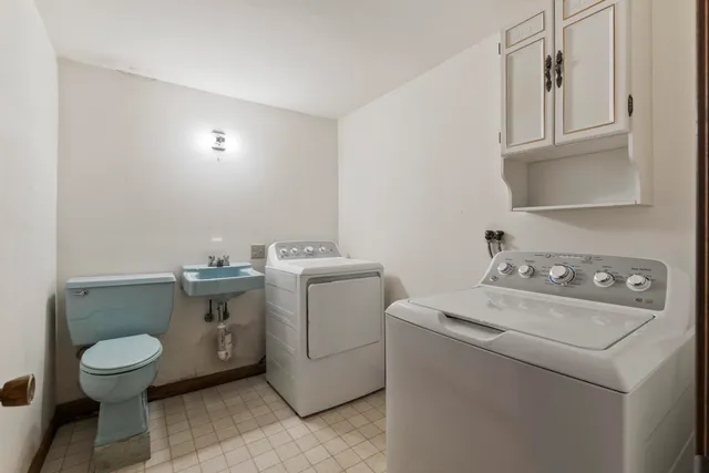 $685,000 | 17 Lester Road, Westport Island, ME 04578