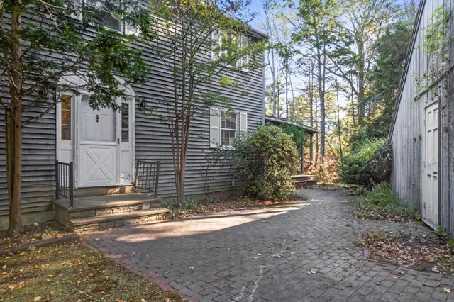 $685,000 | 17 Lester Road, Westport Island, ME 04578