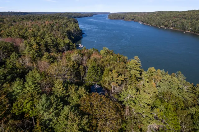 $685,000 | 17 Lester Road, Westport Island, ME 04578