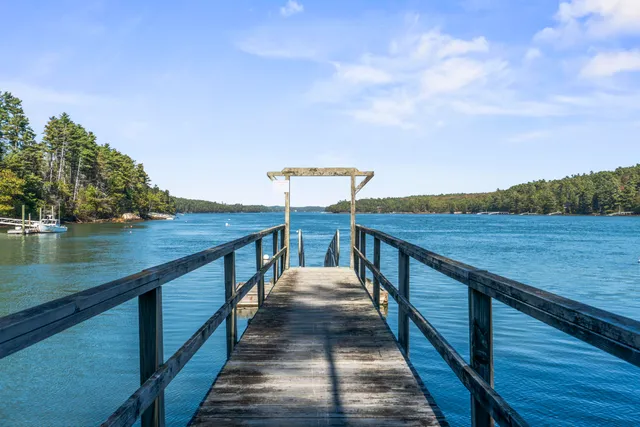 $685,000 | 17 Lester Road, Westport Island, ME 04578