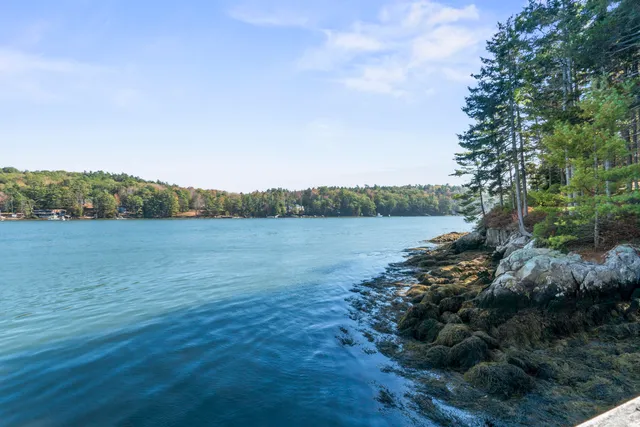 $685,000 | 17 Lester Road, Westport Island, ME 04578