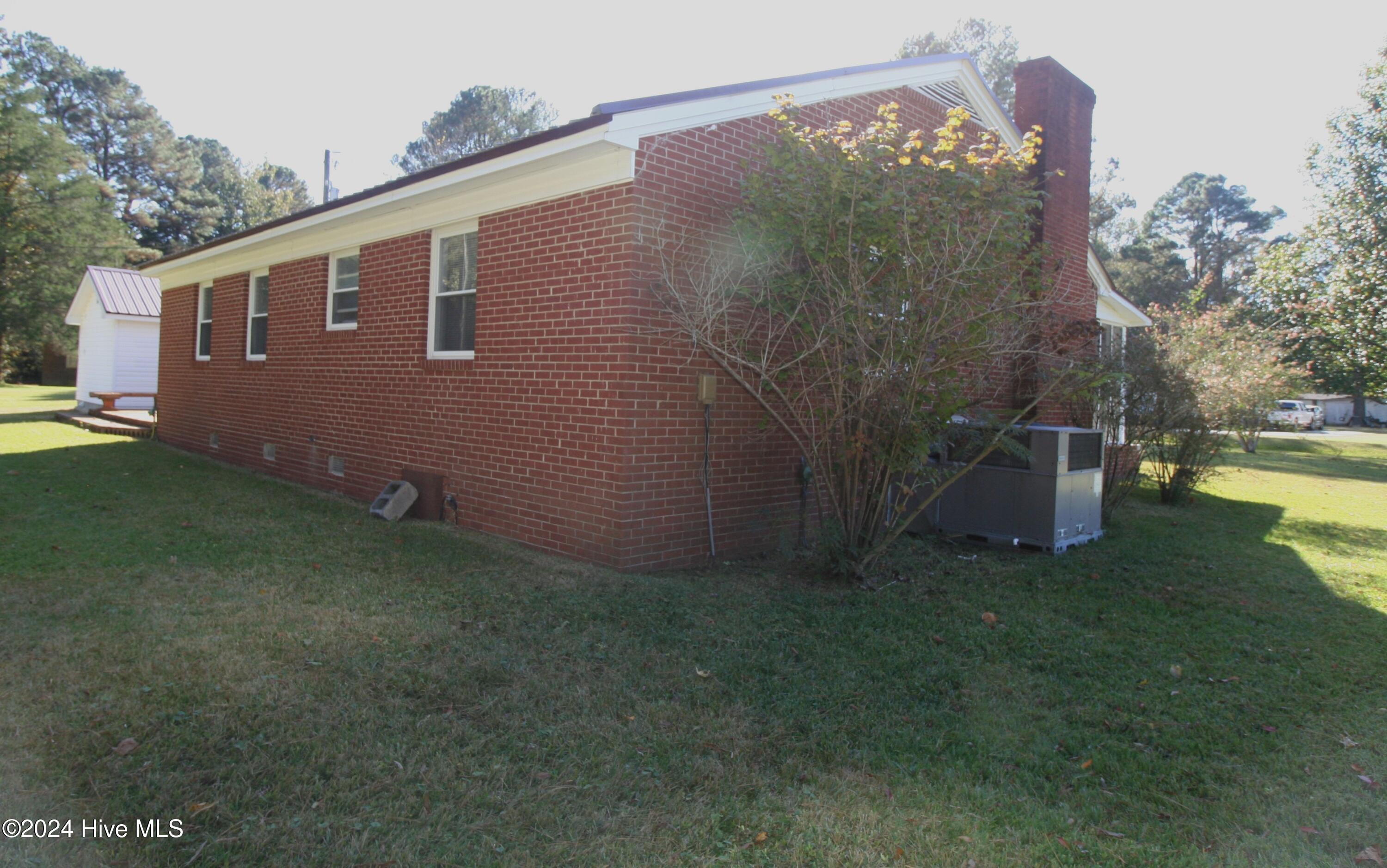 722 Folly Road Plymouth, NC 27962 - Photo 19 of 29 Back Side Yard View