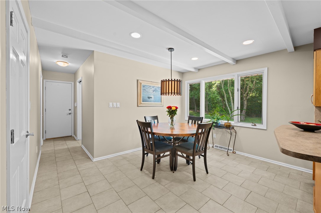 4830 Som Center Road Moreland Hills, OH 44022 - Photo 21 of 48 A bright eat-in kitchen: the perfect spot for casual meals, morning coffee, and everyday gathering.