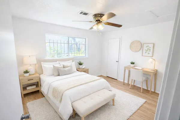 $1,550 | 10818 Long Gate Drive, Houston, TX 77047