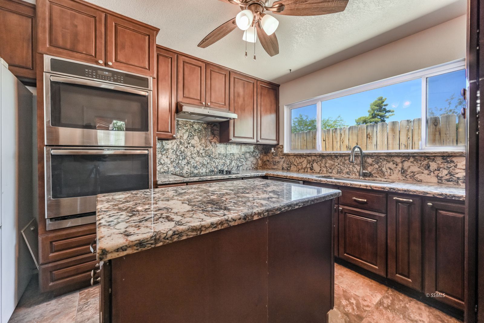 1224 West Iowa Avenue Ridgecrest, CA 93555 - Photo 9 of 22