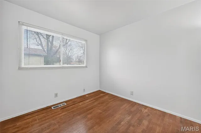 $235,000 | 2560 Woodsage Drive, Florissant, MO 63033