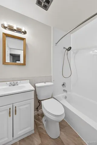 $235,000 | 2560 Woodsage Drive, Florissant, MO 63033