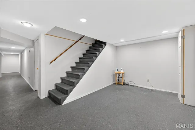 $235,000 | 2560 Woodsage Drive, Florissant, MO 63033