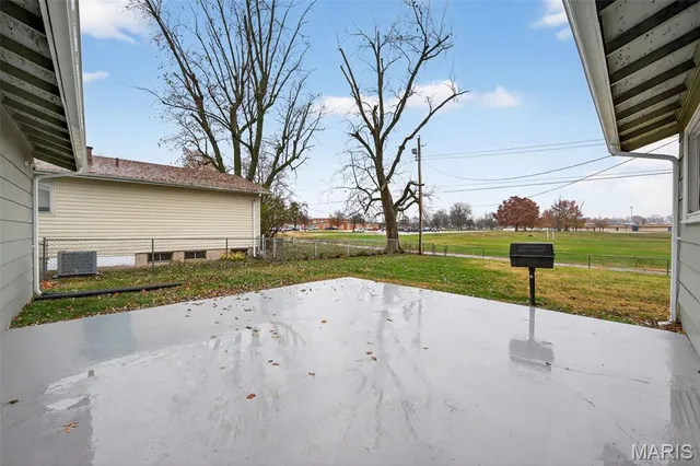 $235,000 | 2560 Woodsage Drive, Florissant, MO 63033