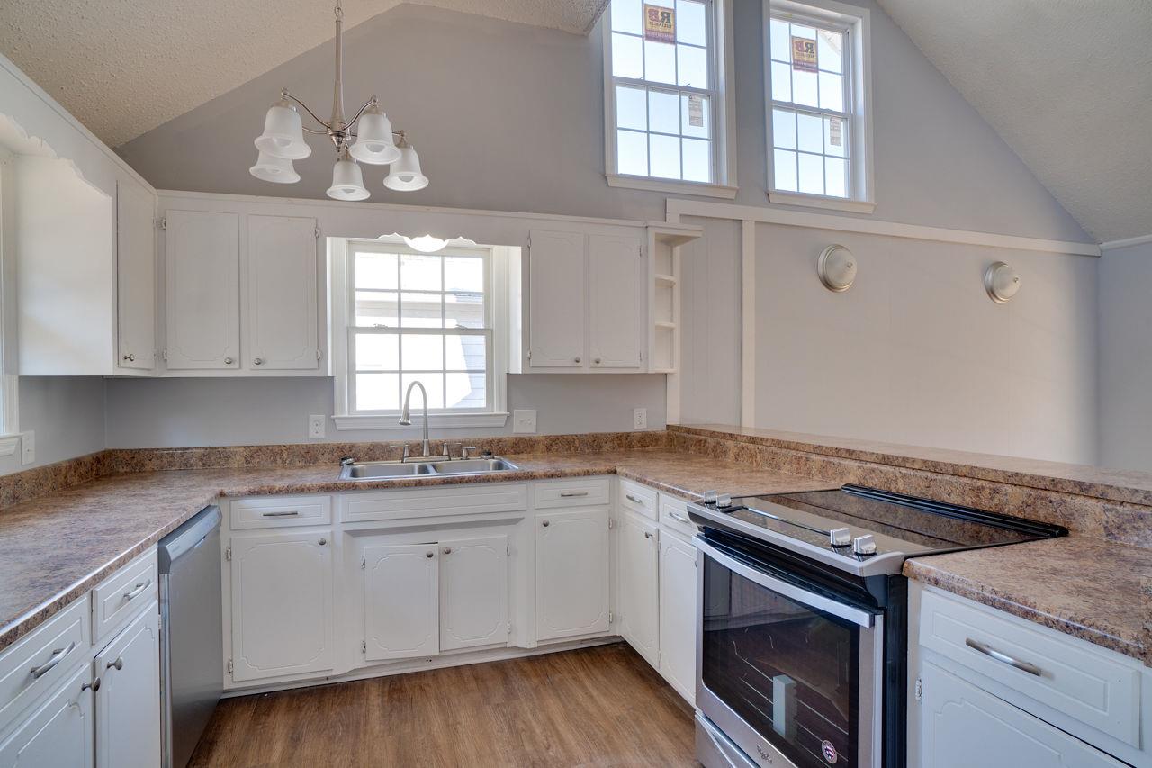 123 Suttles Road Inman, SC 29349 - Photo 4 of 27