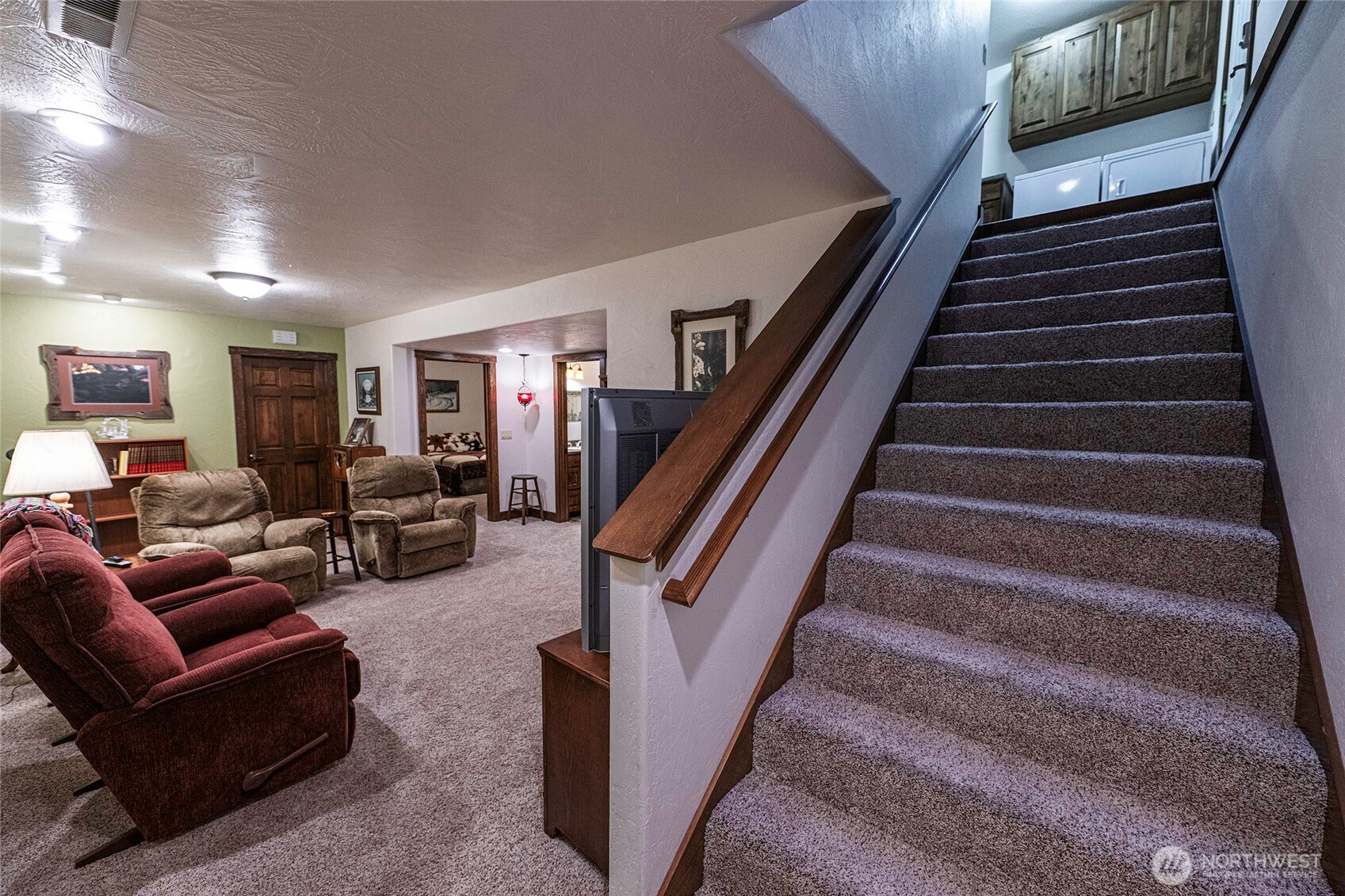211 Last Chance Road Walla Walla, WA 99362 - Photo 21 of 40 a living room with furniture and stairs