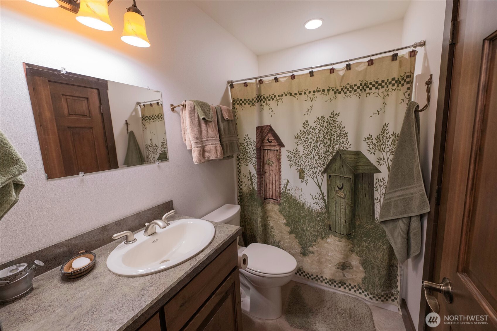 211 Last Chance Road Walla Walla, WA 99362 - Photo 24 of 40 a bathroom with a granite countertop sink toilet and shower