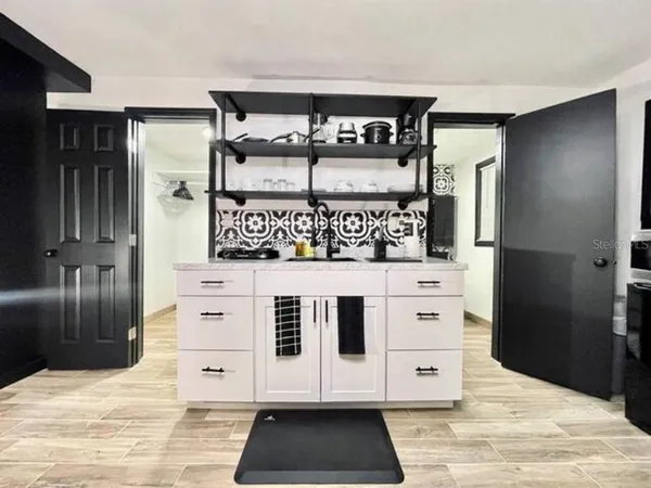 $1,600 | Undisclosed Address, Orlando, FL 32825